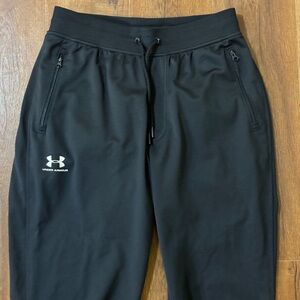 Men’s Under Armour Joggers, Size M